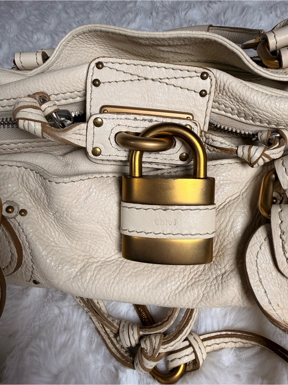 Chloe Cream Leather Padlock Shoulder Bag - Picture 7 of 13